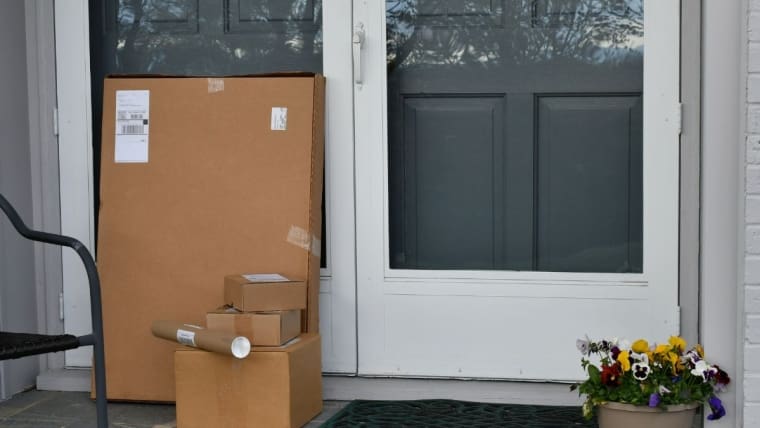 Psychology of Burglars: Understanding Motives to Enhance Security