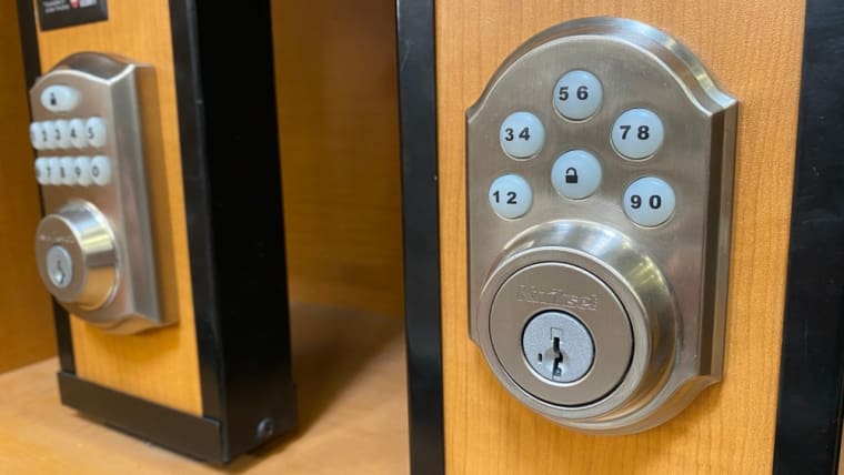 Smart Locks vs Traditional Deadbolts: Which Is Right for Your Omaha Home?