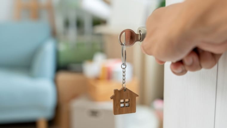 Rekey vs. Replace a Lock? When Omaha Homeowners Should Choose One Over the Other